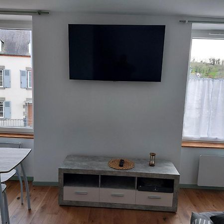 Studio Refait A Neuf Clos Saint Genest Manzat Εξωτερικό φωτογραφία