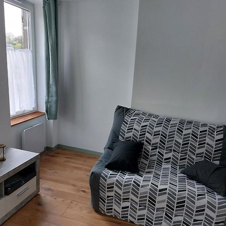 Studio Refait A Neuf Clos Saint Genest Manzat Εξωτερικό φωτογραφία