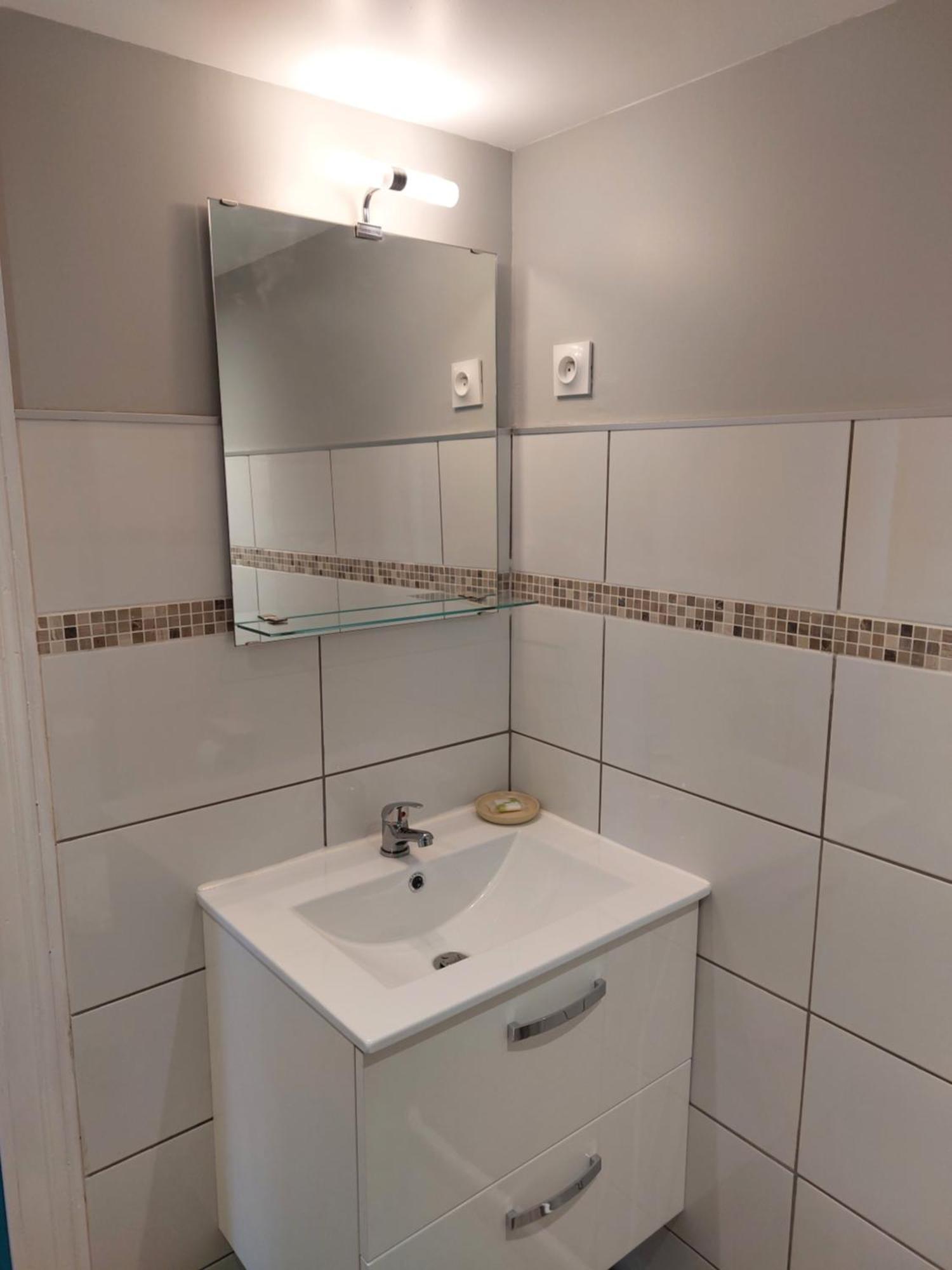 Studio Refait A Neuf Clos Saint Genest Manzat Εξωτερικό φωτογραφία